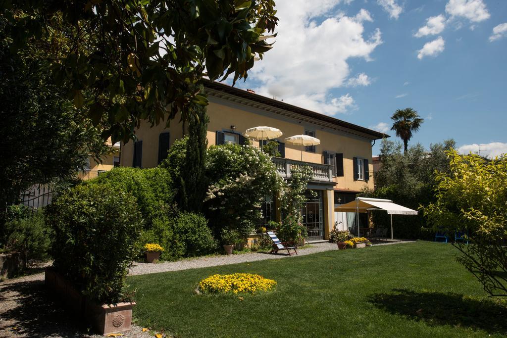 Al Porto Di Alojamento de Acomodação e Pequeno-almoço Lucca